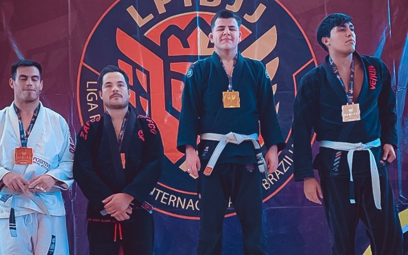 En la foto Martín Gómez. Primer lugar en el campeonato regional.